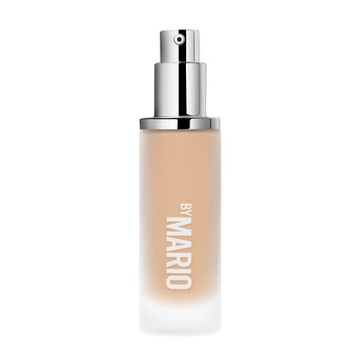 SURREALSKIN® NATURAL FINISH FOUNDATION (BASE DE LARGA DURACIÓN CON ACABADO NATURAL)